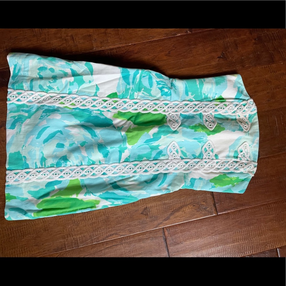Lily strapless